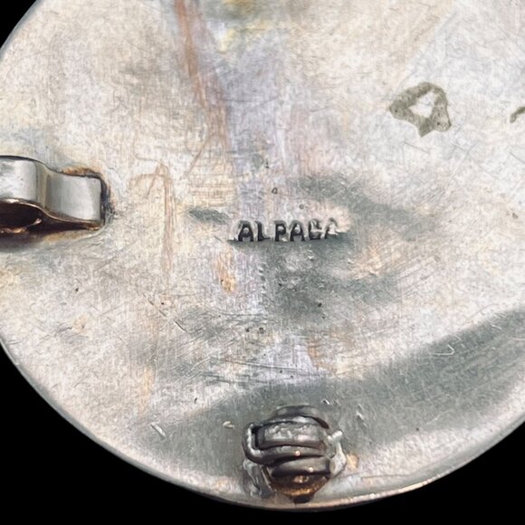 Alpaca Silver With Turquois Chip Inlay Aztec Pendant/Brooch Signed Alpaca (5191) - Picture 6 of 7